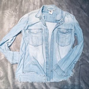 ✨H&M Jean Jacket✨